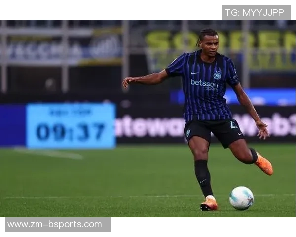 阿坎吉谈换位策略：黄牌压力下我愿意承担更多风险