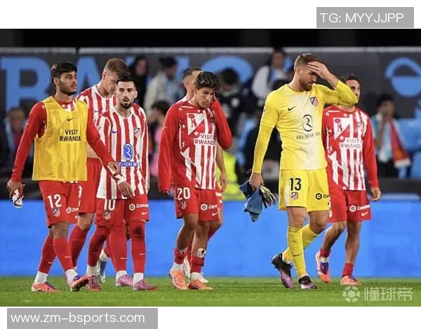 奥布拉克谈球队失分心情：少一人作战让我们感到恐慌与懊恼